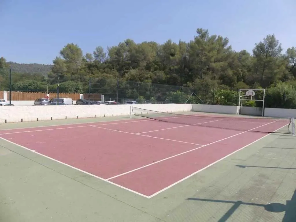 Campsite Camping 4 Etoiles - Parc Aquatique - Ccb0Dfc Hyeres